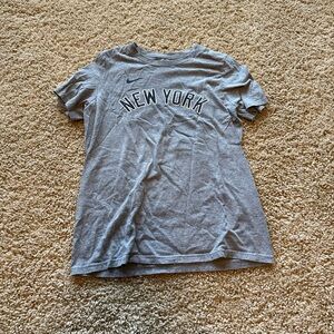 Nike Kids Gray New York Yankees Tee - Short Sleeve